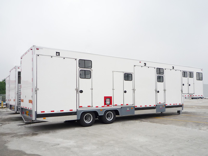 半掛6-9匹直載運(yùn)馬車(chē)